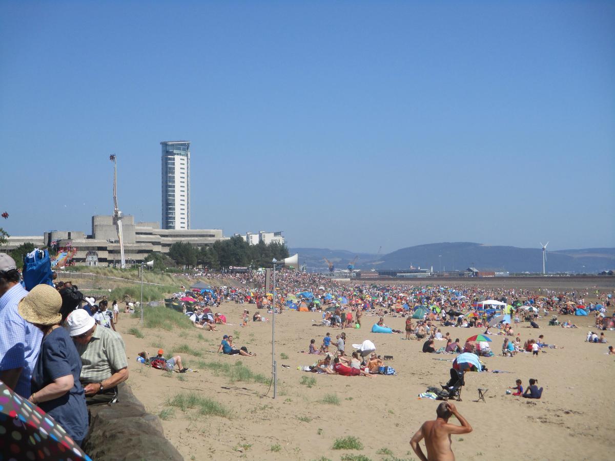Beachcomber Swansea Luaran gambar